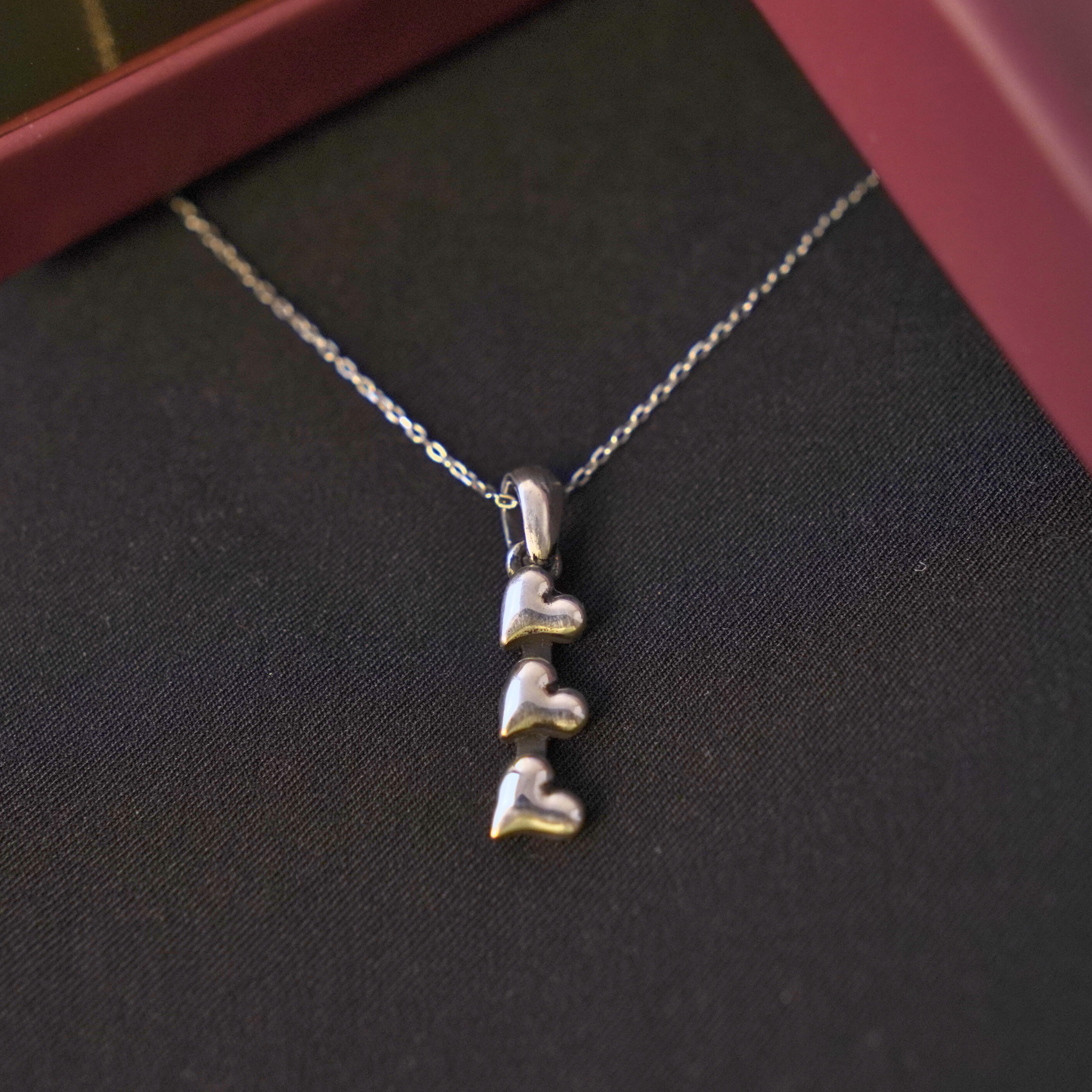 Tiny Hearts Necklace