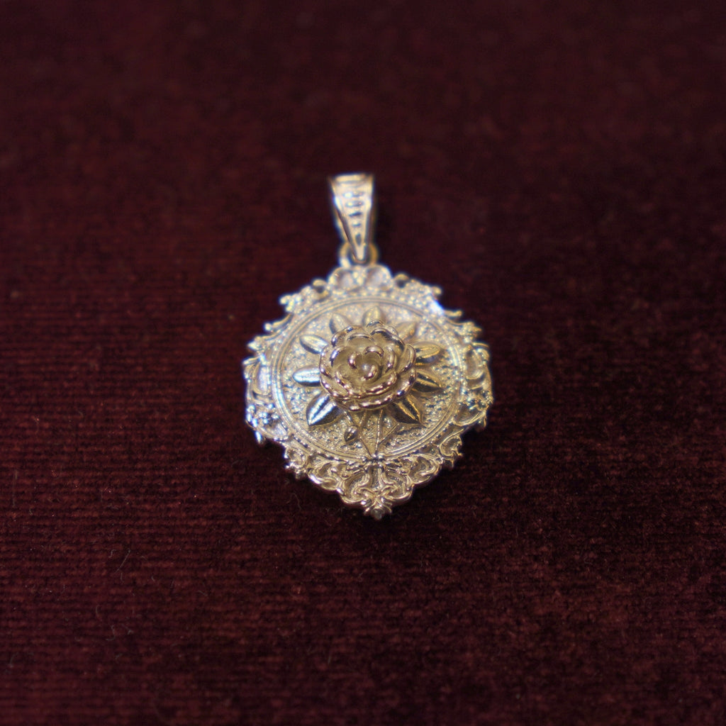 Rose Necklace
